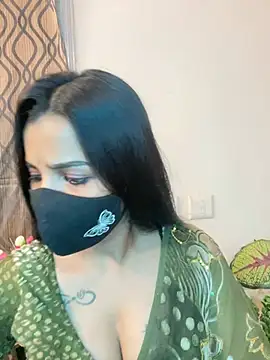 its_ur_flora's Live XXX Chat