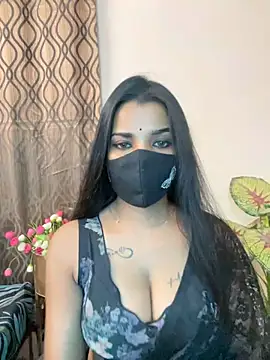 its_ur_flora Adlı Modelin Canlı XXX Sohbeti