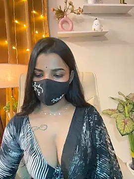 its_ur_flora's Live XXX Chat