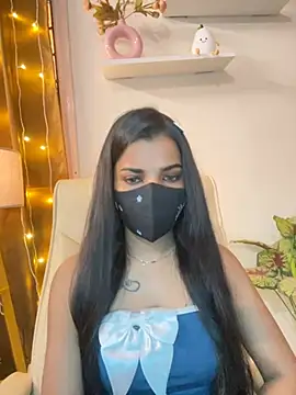 Chat +18 de its_ur_flora ao vivo
