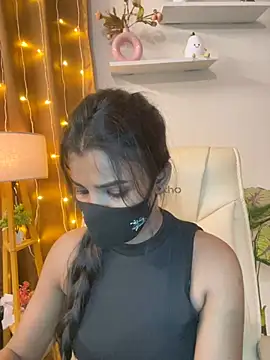 its_ur_flora Adlı Modelin Canlı XXX Sohbeti