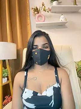 צ'אט XXX בשידור חי של its_ur_flora