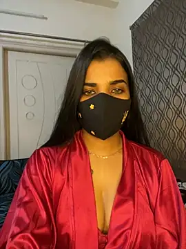 its_ur_flora Adlı Modelin Web Kamerası Şovu