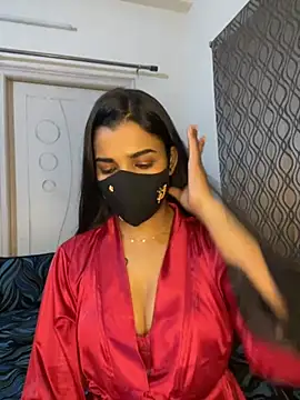 its_ur_flora Adlı Modelin Web Kamerası Şovu
