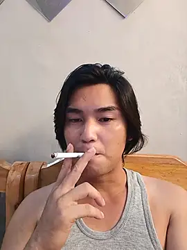 urhalfguyxx 网络视讯表演