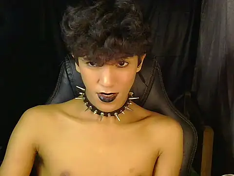 Show de hugekenbigcock na webcam