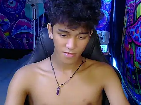 hugekenbigcock 在線直播表演