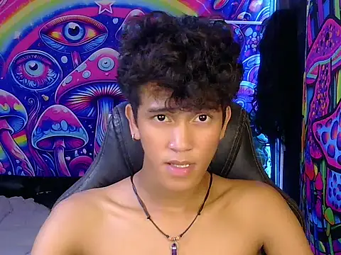hugekenbigcock Pertunjukan Webcam