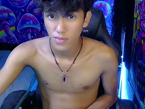 hugekenbigcock Pertunjukan Webcam