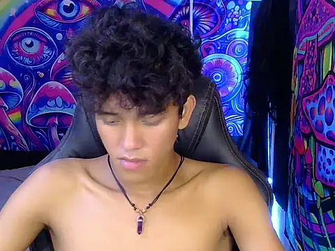 hugekenbigcock Webcamshow