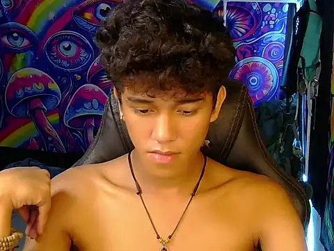 hugekenbigcock Webcam Show