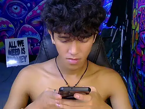 hugekenbigcock Pertunjukan Webcam