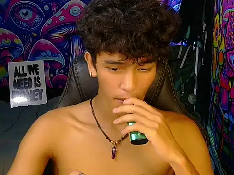hugekenbigcock Pertunjukan Webcam