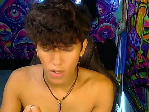 hugekenbigcock Webcamshow
