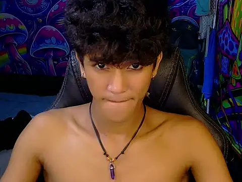 hugekenbigcock Pertunjukan Webcam