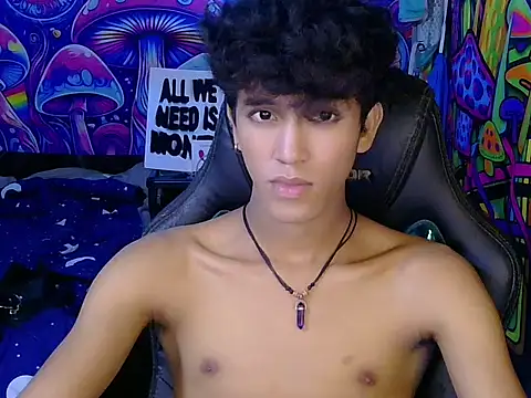 hugekenbigcock Pertunjukan Webcam