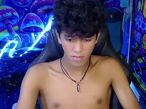 hugekenbigcock Pertunjukan Webcam