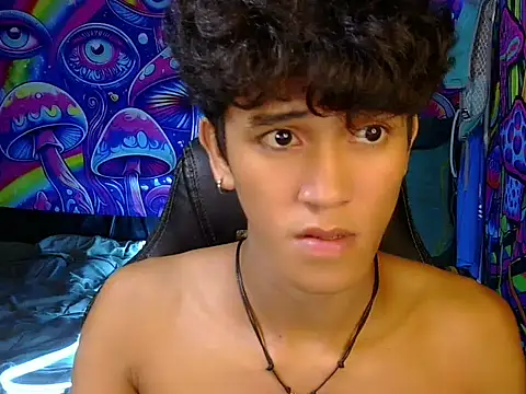 hugekenbigcock Pertunjukan Webcam