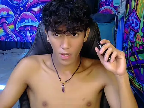 hugekenbigcock Pertunjukan Webcam