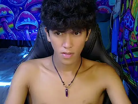 hugekenbigcock Pertunjukan Webcam