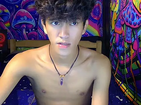 โชว์เว็บแคมของ hugekenbigcock