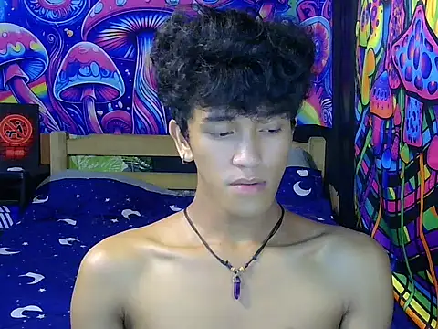 hugekenbigcock webcam show