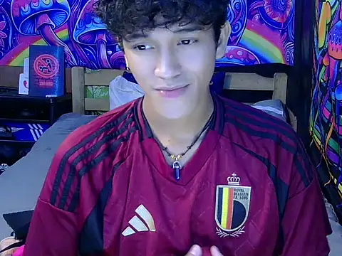 hugekenbigcock's Webcam Show