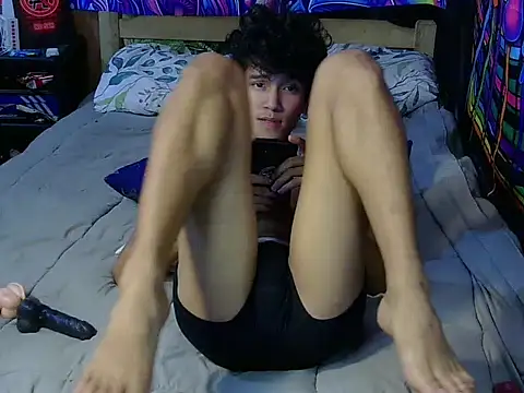 hugekenbigcock Pertunjukan Webcam