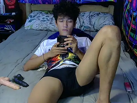 hugekenbigcock Pertunjukan Webcam