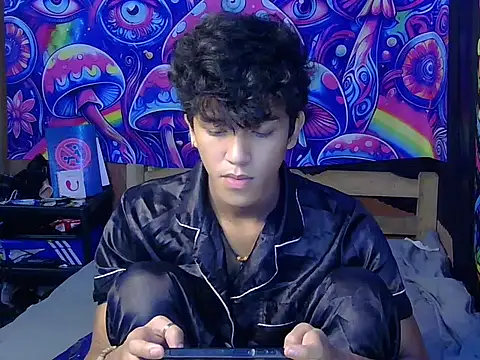 hugekenbigcock Pertunjukan Webcam
