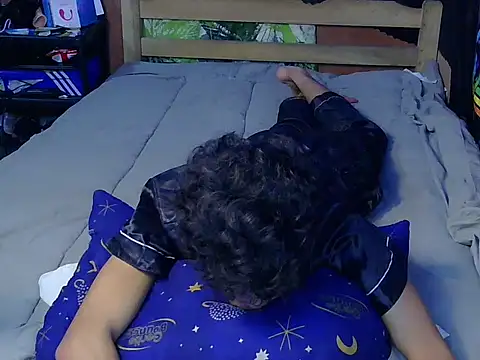 hugekenbigcock Pertunjukan Webcam