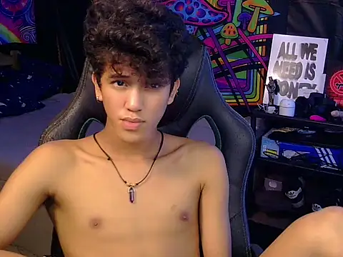 hugekenbigcock Pertunjukan Webcam