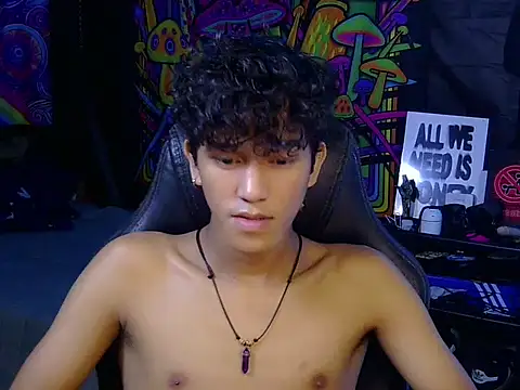 hugekenbigcock Pertunjukan Webcam