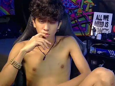 hugekenbigcock Show Webcam