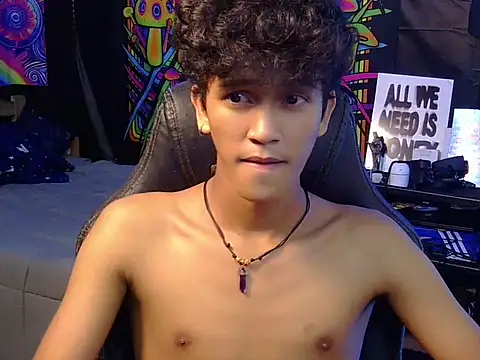 hugekenbigcock Pertunjukan Webcam