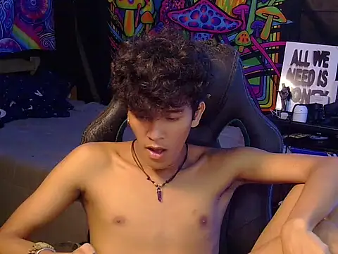hugekenbigcock Pertunjukan Webcam
