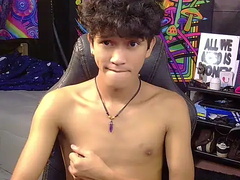 hugekenbigcock Webcam Show
