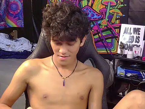 hugekenbigcock Pertunjukan Webcam