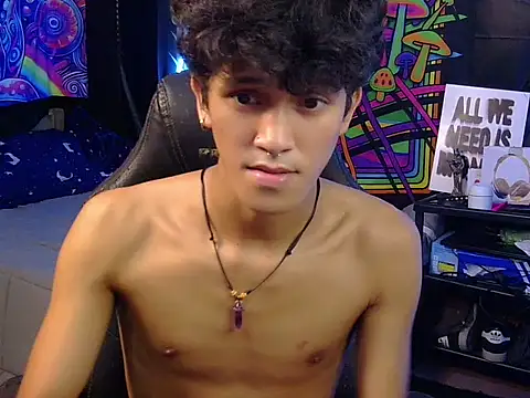 hugekenbigcock Pertunjukan Webcam