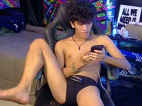 hugekenbigcock Pertunjukan Webcam