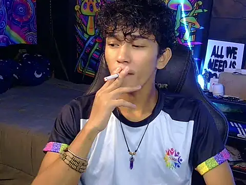 hugekenbigcock Pertunjukan Webcam