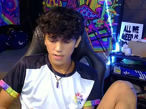 hugekenbigcock Pertunjukan Webcam