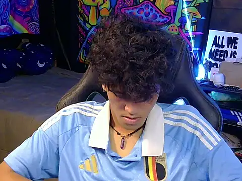 hugekenbigcock Show Webcam