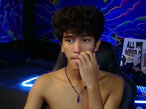 hugekenbigcock Webcamshow
