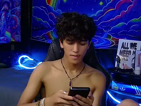 hugekenbigcock Pertunjukan Webcam