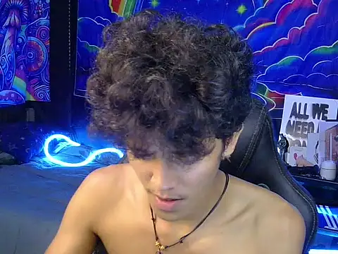 hugekenbigcock – webcam-show