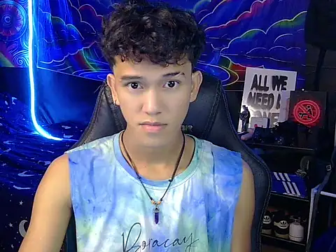 hugekenbigcock Webcamshow