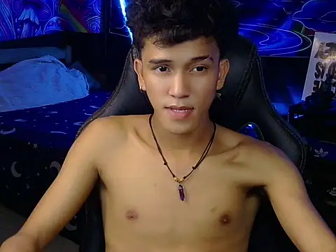 hugekenbigcock webcam show
