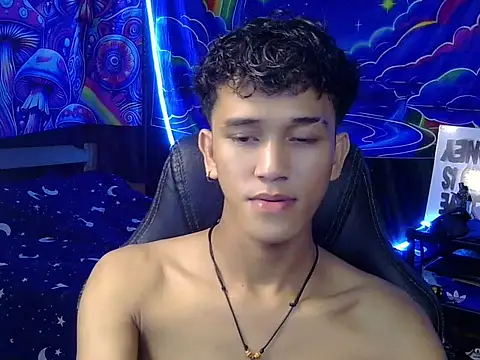 عرض كام hugekenbigcock