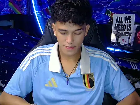 hugekenbigcock Pertunjukan Webcam